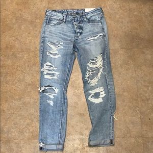 American Eagle Tom Girl light wash jeans